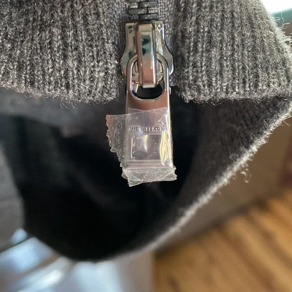 Michael Kors men’s cashmere grey zip up sweater - Picture 6 of 8